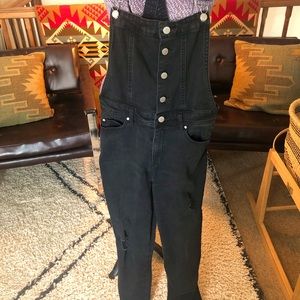 Ivy and main size 9 black button up overalls